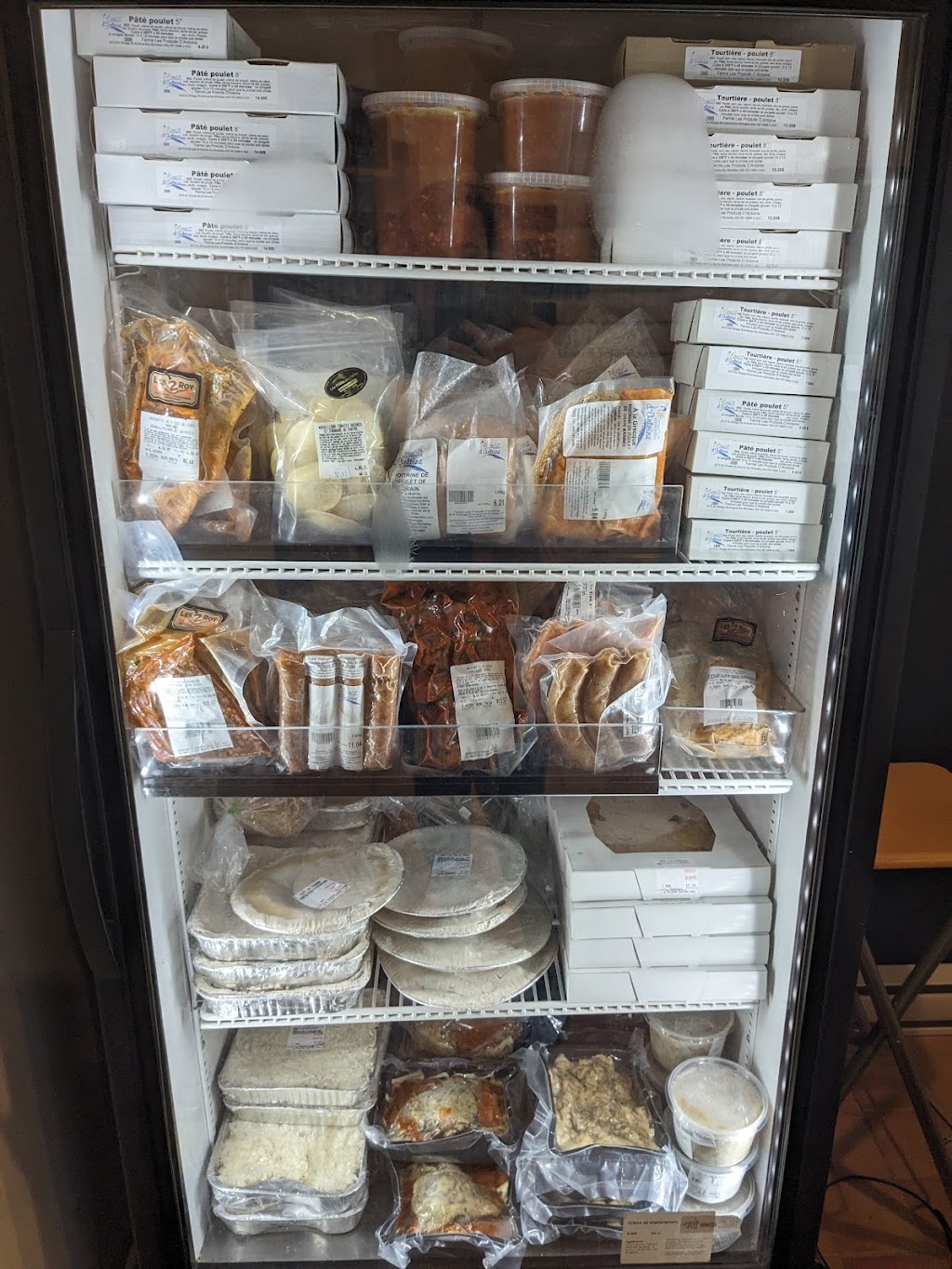 Récolte - marché agroalimentaire | 454 Chem. des Patriotes, La Vallée-du-Richelieu, QC J0H 2G0, Canada | Phone: (514) 570-3596