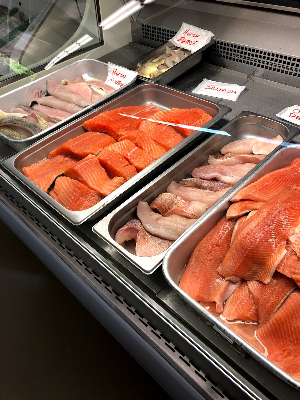 North Sauble Meats N More | 68 Sauble Falls Rd, Sauble Beach, ON N0H 2G0, Canada | Phone: (519) 422-3838