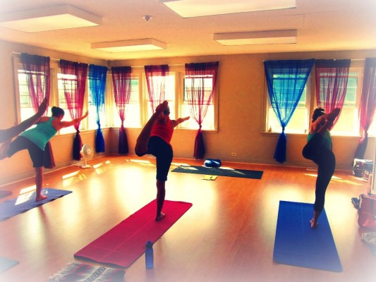 Indigo Lounge Holistic Wellness Centre & Eatery | 264 Tillson Ave, Tillsonburg, ON N4G 3B3, Canada | Phone: (519) 688-1188