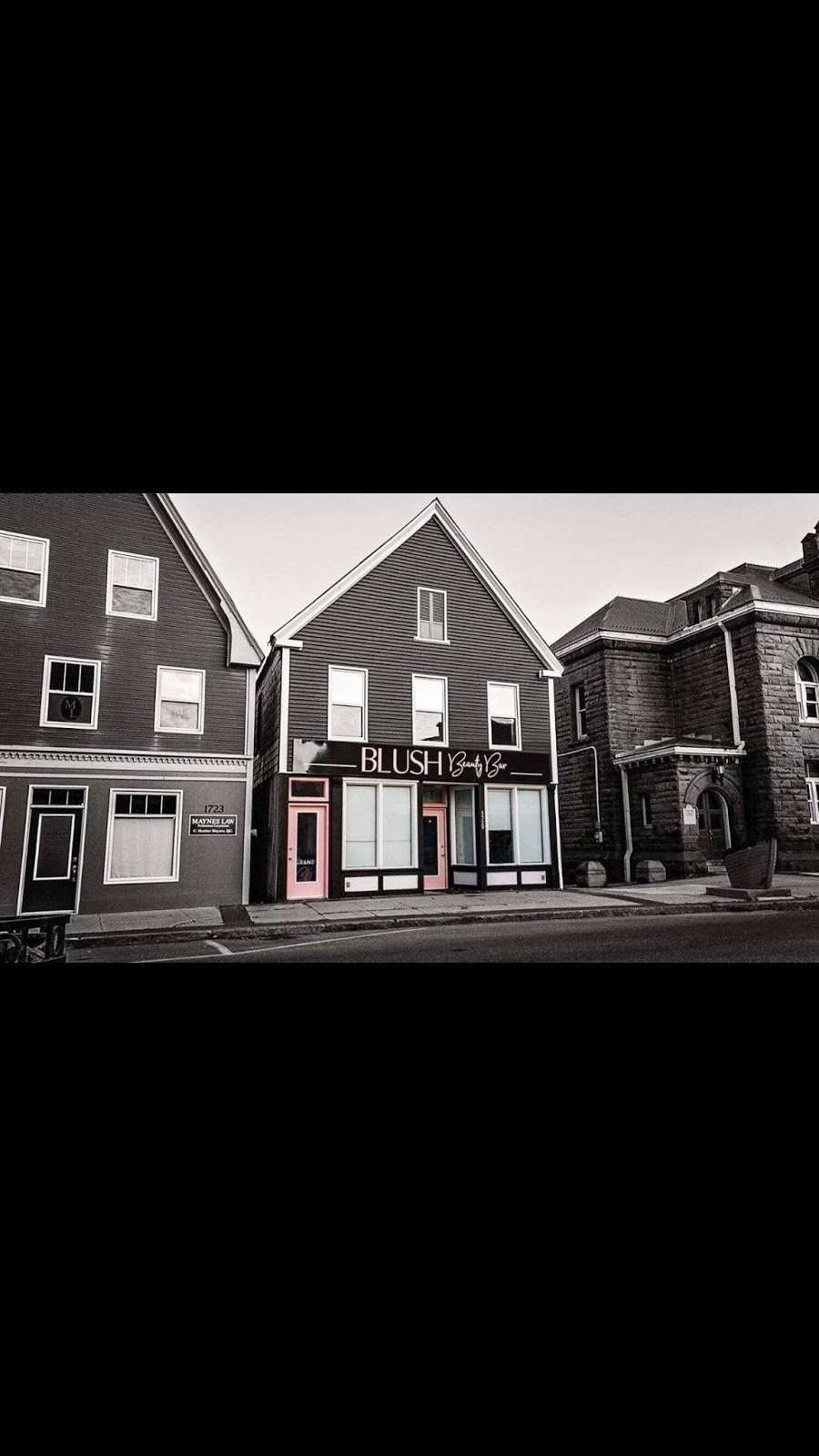 Blush Beauty Bar Inc. | 1729 Water St, Miramichi, NB E1N 1B2, Canada | Phone: (506) 773-0088
