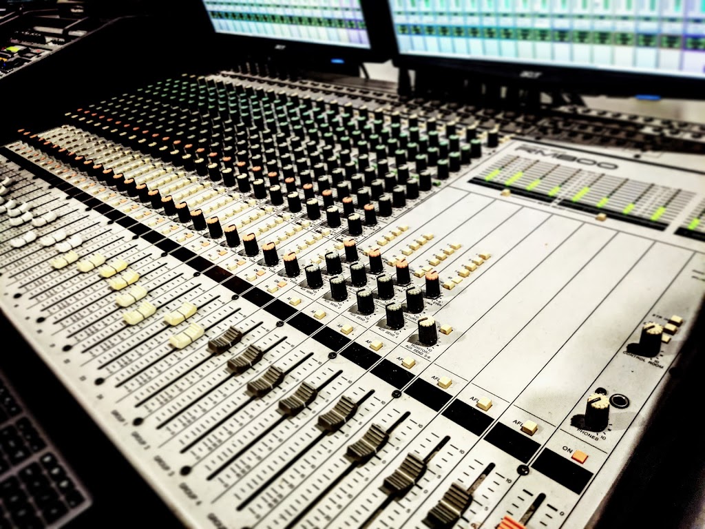 era sun sound | 25 Polson St, Toronto, ON M5A 1A4, Canada | Phone: (416) 888-6135