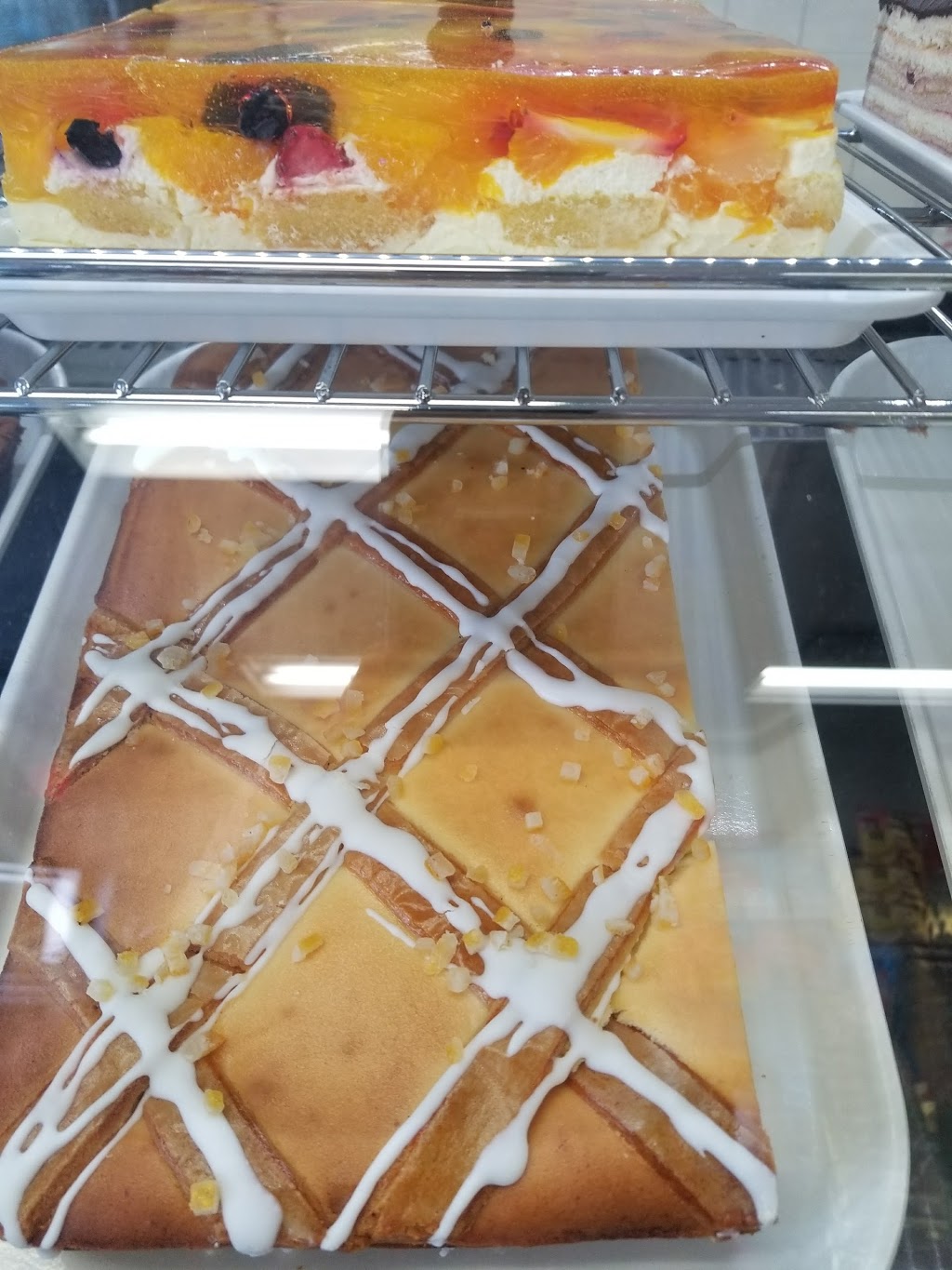 Kmicic Polish Delicatessen | 209 Ellesmere Rd, Scarborough, ON M1R 4E2, Canada | Phone: (416) 391-2002