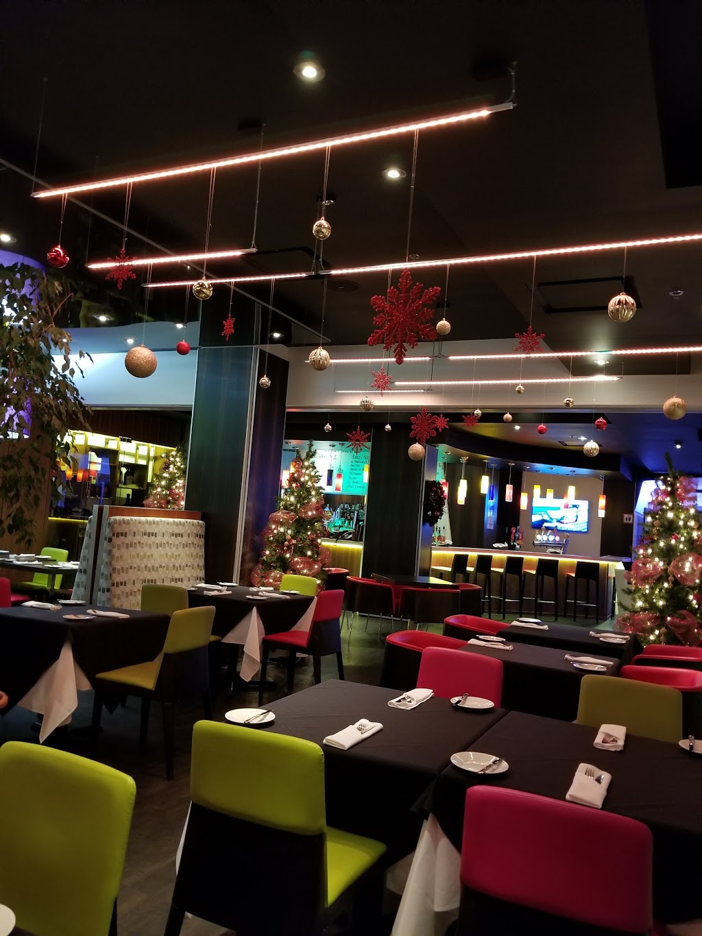 Hôtel Signature Québec | 7900 Rue du Marigot, Québec, QC G1G 6T8, Canada | Phone: (418) 627-8008