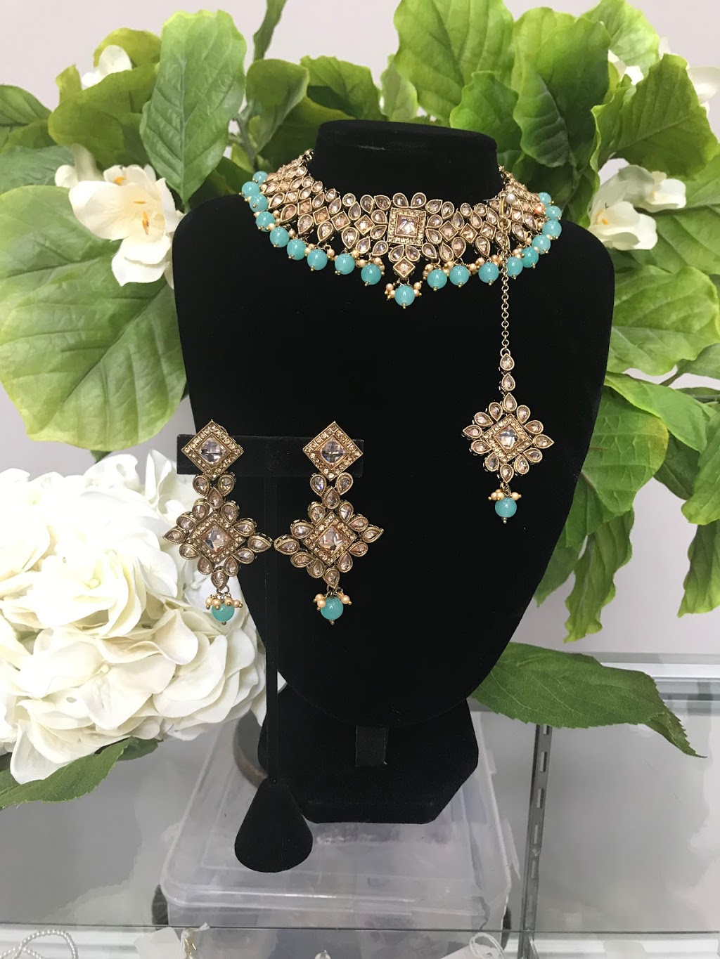 HAAR SHINGAR | 27 Leo Austin Rd, Brampton, ON L6P4C4, Canada | Phone: (905) 622-1013