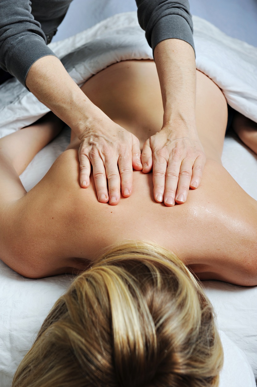 ViVi Therapy Massage & Acupuncture Clinic and Supply Store | 1976 Oak Bay Ave, Victoria, BC V8R 1E2, Canada | Phone: (250) 298-4484