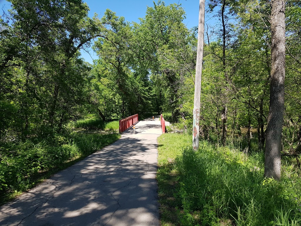 Niakwa Trail | Fermor Ave, Winnipeg, MB R2M, Canada