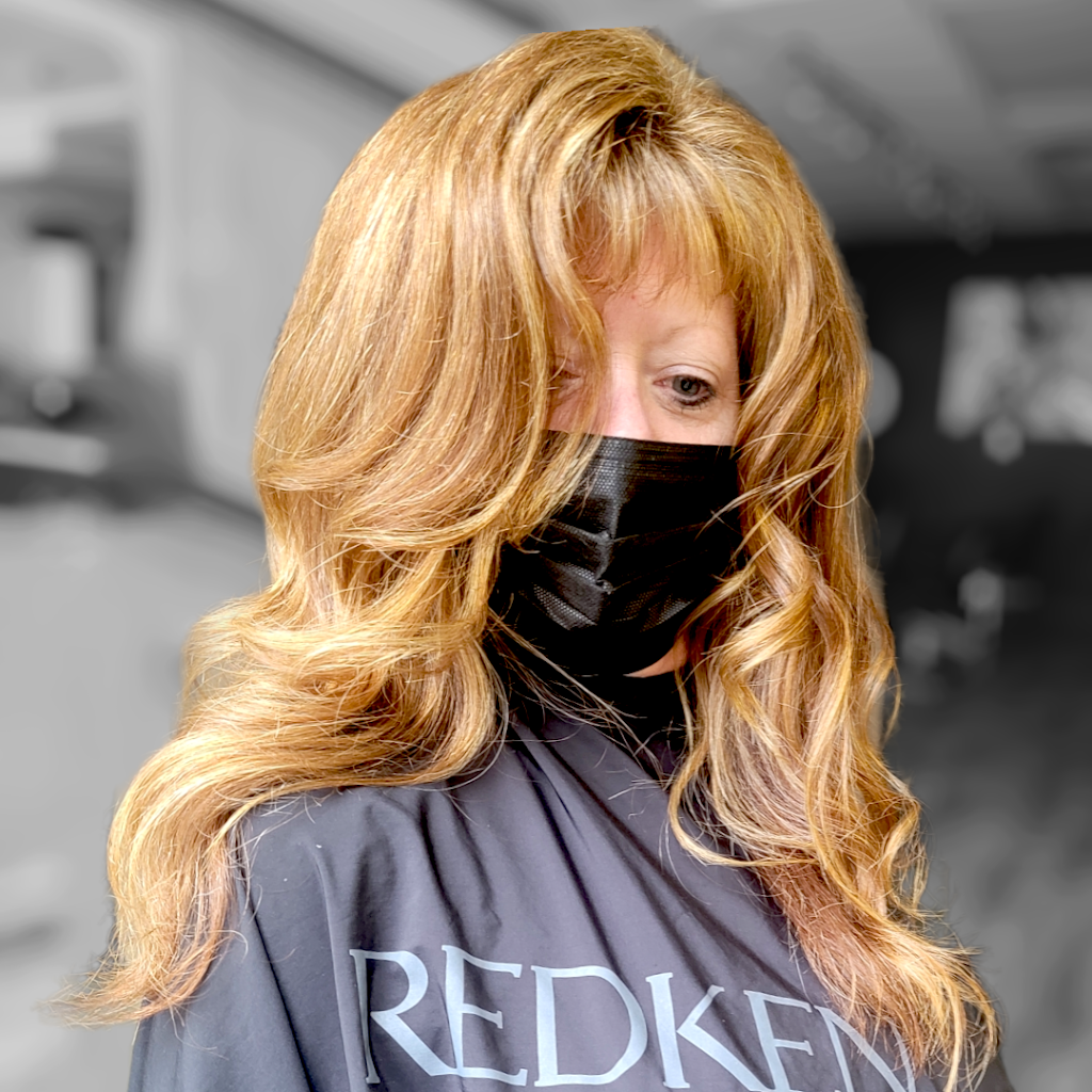 Robyn Lee Hair Expert | 131 Presley Pl #3, Victoria, BC V9B 0S4, Canada | Phone: (778) 966-1415