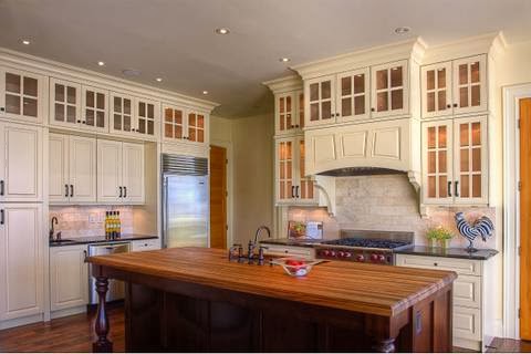 Ellis Creek Kitchens & Baths | 1652 Fairview Rd, Penticton, BC V2A 6A7, Canada | Phone: (250) 492-6048