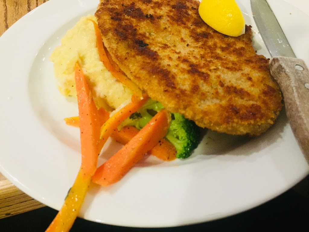 Mos Family Restaurant | 467 Speers Rd, Oakville, ON L6K 3S4, Canada | Phone: (905) 844-7485