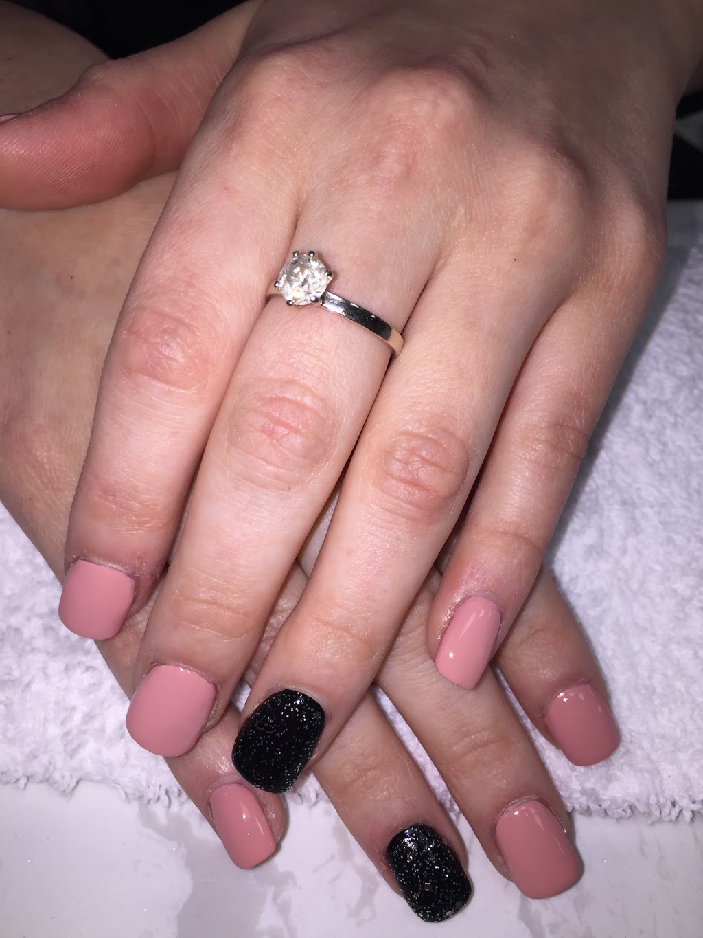 Purity Nails & Spa | 535 Brant St #6, Burlington, ON L7R 2G6, Canada | Phone: (905) 634-9696