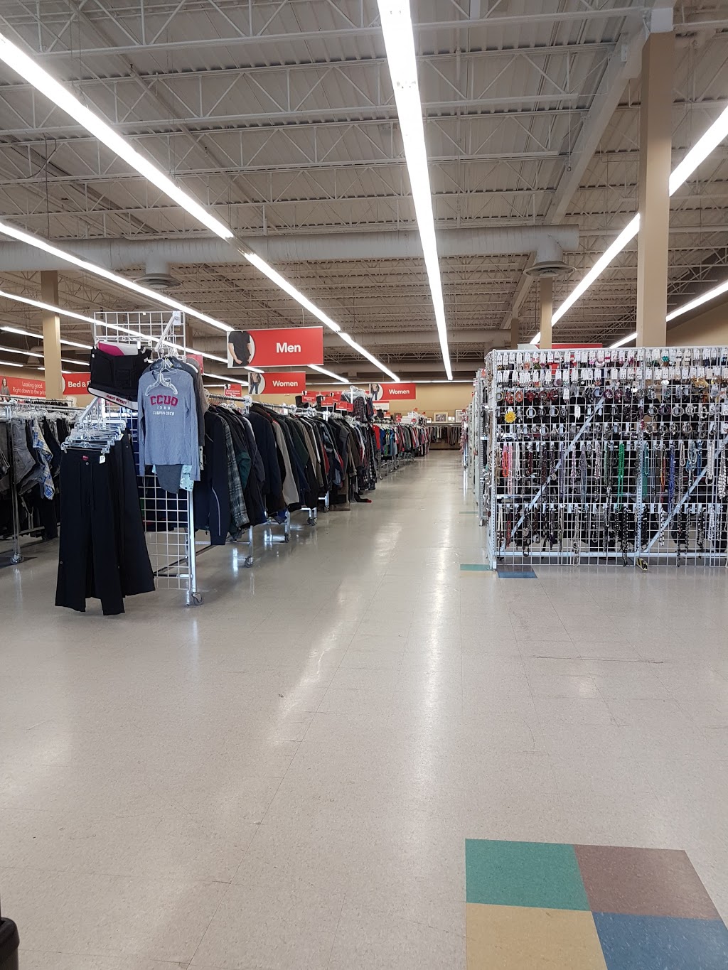 Value Village | 1379 London Rd, Sarnia, ON N7S 1P6, Canada | Phone: (519) 541-0153