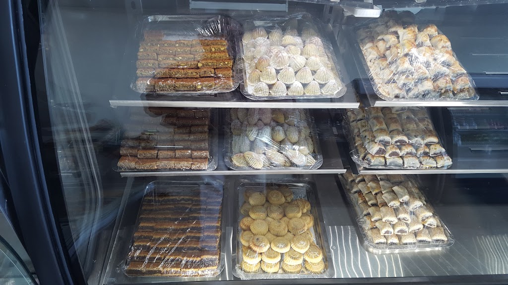 Boulangerie & Patisserie Parfait | 15779 Boul. de Pierrefonds, Pierrefonds, QC H9H 3X6, Canada | Phone: (514) 620-7000