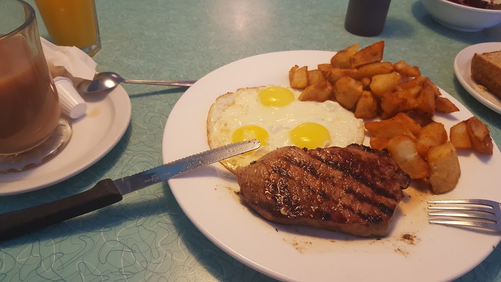 Times Square Diner | 531 Wilson Heights Blvd, North York, ON M3H 2V7, Canada | Phone: (416) 630-7696