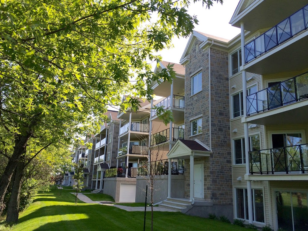 Chambly sur le Golf (Appartements) | 134 Rue Joseph Bresse, Chambly, QC J3L 0W1, Canada | Phone: (438) 372-4603