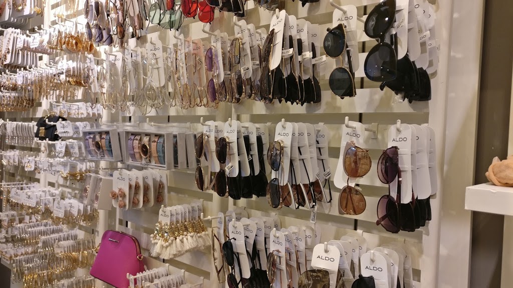 Aldo Outlet | 13850 Steeles Ave W #515, Halton Hills, ON L7G 0J1, Canada | Phone: (905) 636-7903