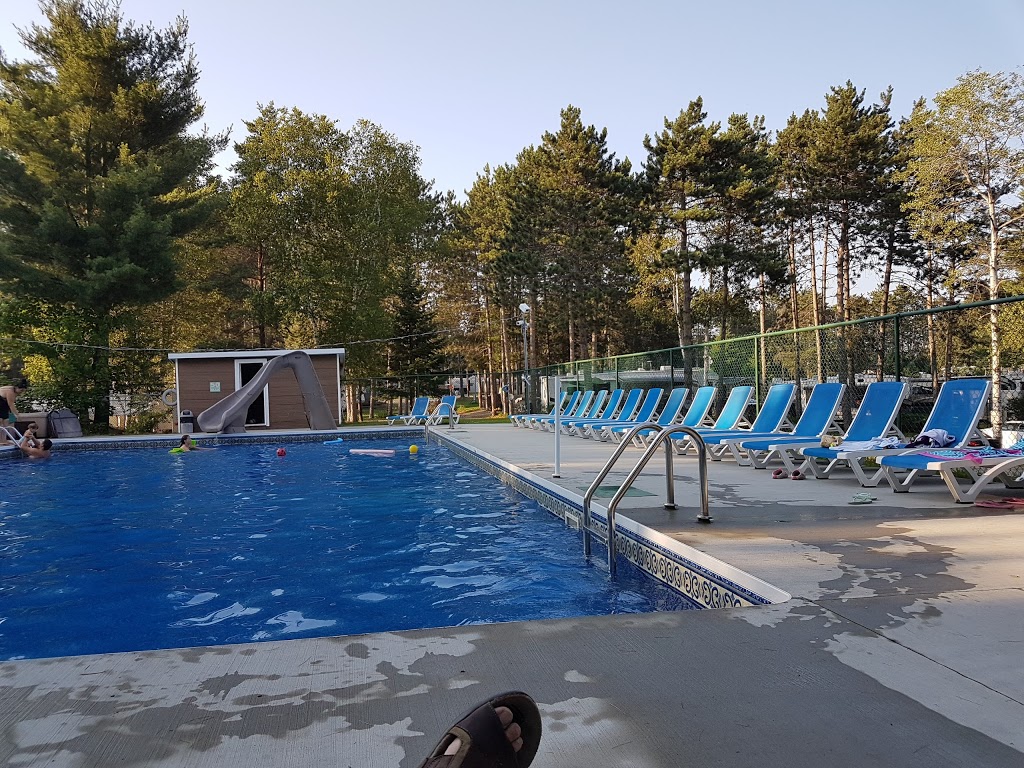 Camping au petit lac Simon | 1203 Route 321 N, Saint-André-Avellin, QC J0V 1W0, Canada | Phone: (819) 983-6584