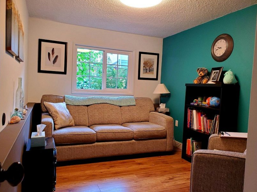 New Bloom Counselling | 2240 Birch Rd, Duncan, BC V9L 3C5, Canada | Phone: (250) 715-5990