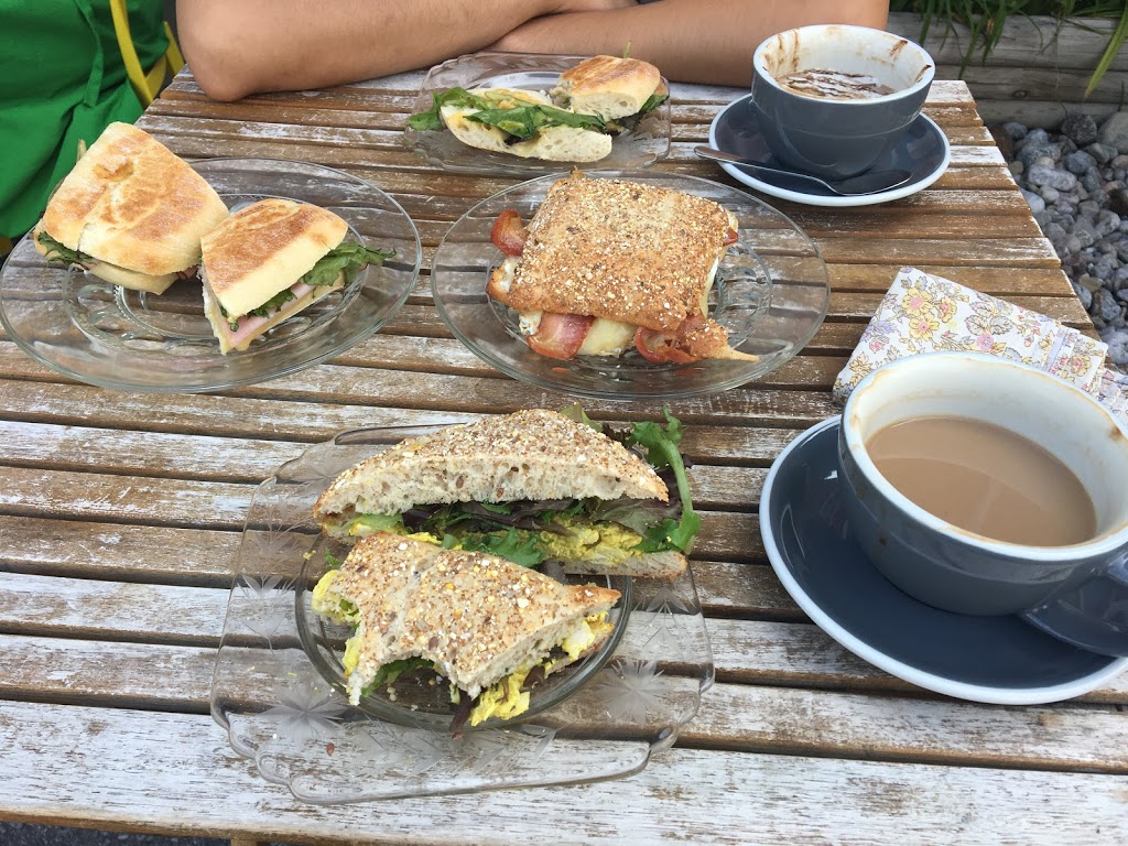 The Elm Cafe | 303 Montreal St, Kingston, ON K7K 3G9, Canada | Phone: (613) 767-8999