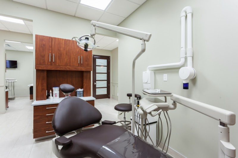 Rockcliffe Dental and Denture Centre | 681-A Montréal Rd, Ottawa, ON K1K 0T1, Canada | Phone: (613) 746-4600
