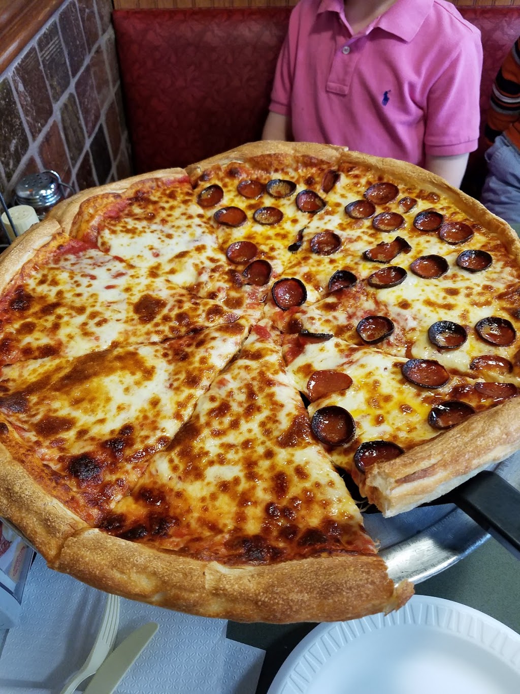 Bella Pizza | 3330 South Park Ave, Buffalo, NY 14218, USA | Phone: (716) 822-6242