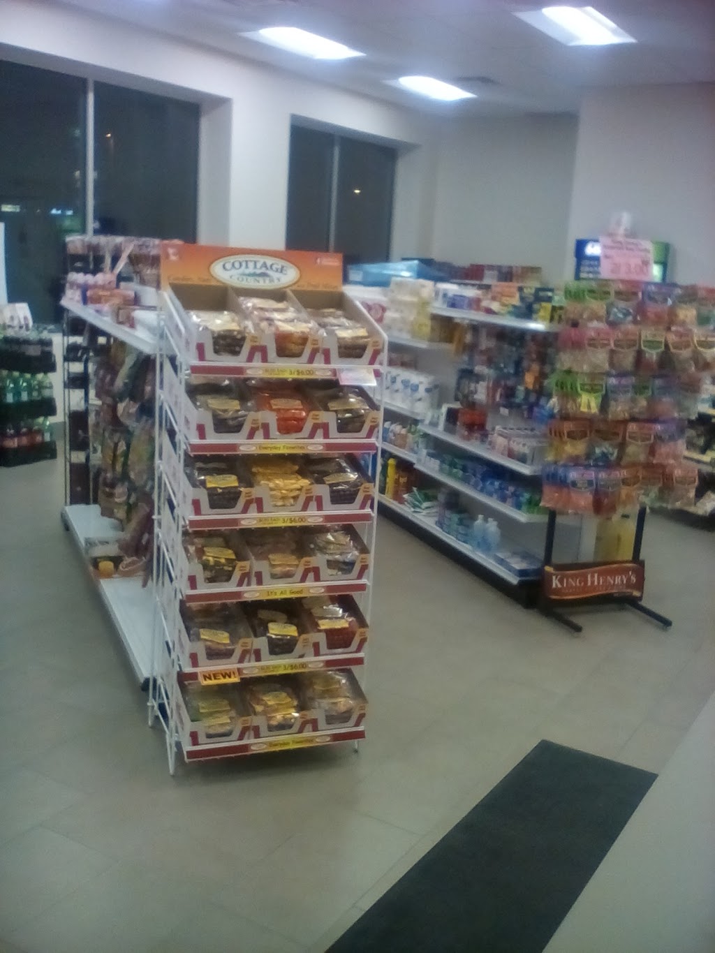 Pioneer Energy Gas Station | 334 Norwich Ave, Woodstock, ON N4S 3W2, Canada | Phone: (519) 421-0828