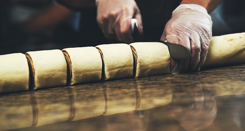 Cinnzeo Bakery Cafe | Fallsview Casino Resort, 6380 Fallsview Blvd, Niagara Falls, ON L2G 7Y6, Canada | Phone: (905) 358-5559