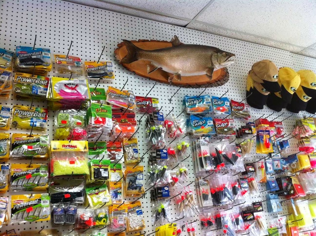 Bronte Outdoor | 121 Lakeshore Rd W, Mississauga, ON L5H 1E9, Canada | Phone: (905) 271-8100