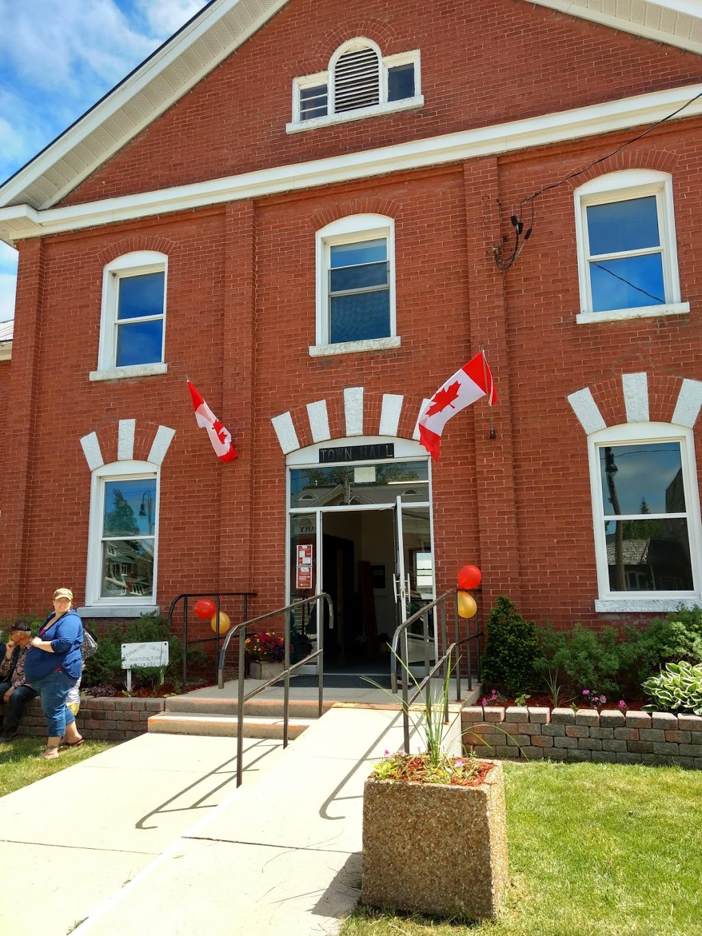 Teeswater Town Hall | 3 Clinton St S, Teeswater, ON N0G 2S0, Canada | Phone: (519) 392-8319