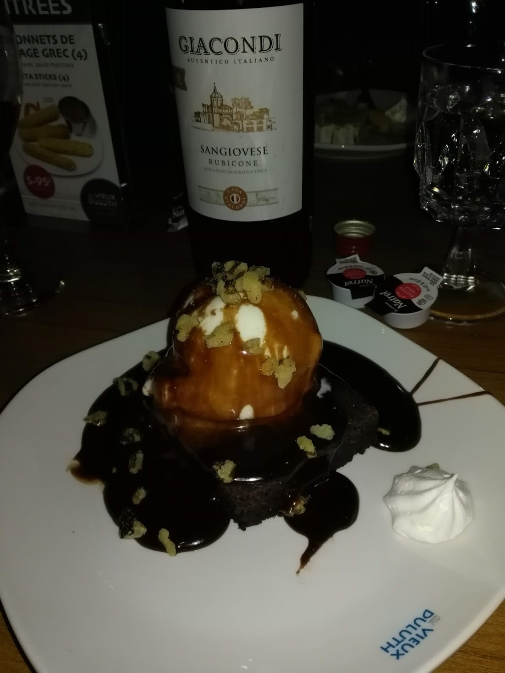 Restaurant Au Vieux Duluth | 5505 Boulevard des Forges, Trois-Rivières, QC G8Y 5L5, Canada | Phone: (819) 374-5282
