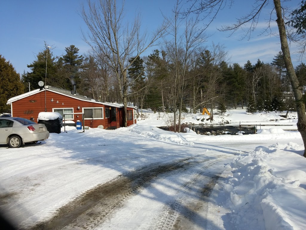 Domaine Des Erables (Lac Brome) Inc | 688 Rue de Bondville, Foster, QC J0E 1R0, Canada | Phone: (450) 242-8888