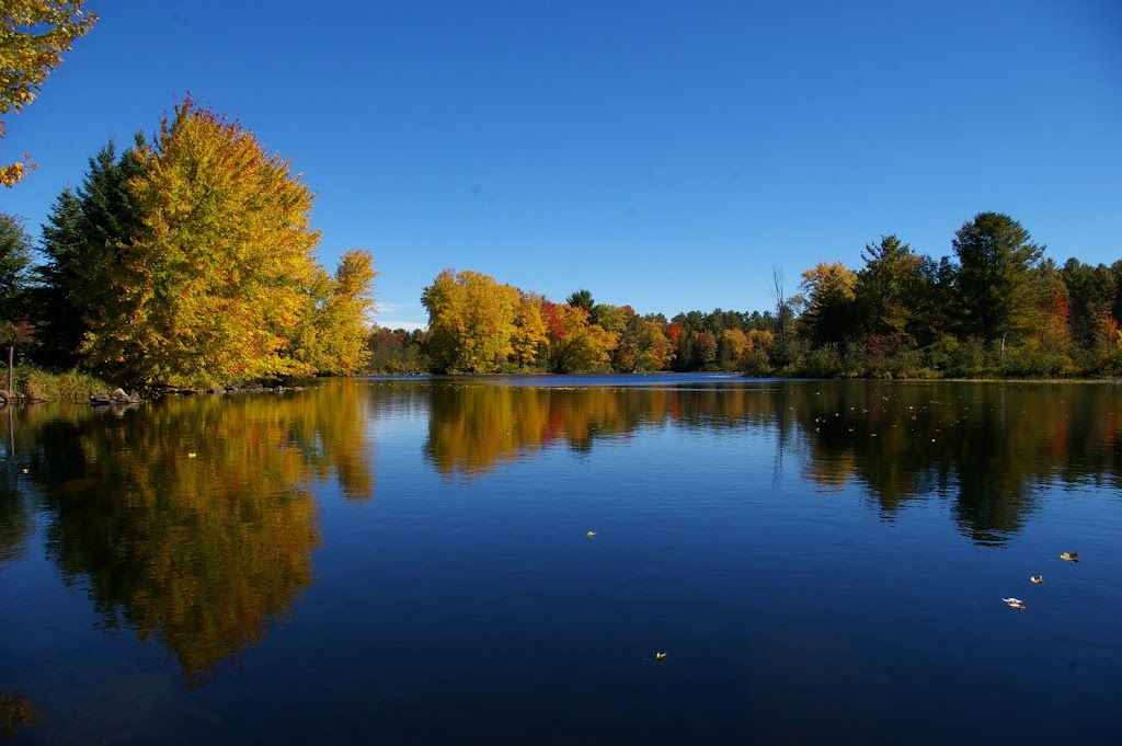 Covered Bridge Park | 1424 Round Lake Rd, Killaloe, ON K0J 2A0, Canada | Phone: (613) 757-3368