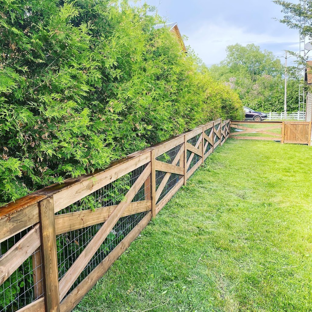 St. Lawrence Post Holes | 4336 Kilkenny Rd, Lyn, ON K0E 1M0, Canada | Phone: (613) 583-8832