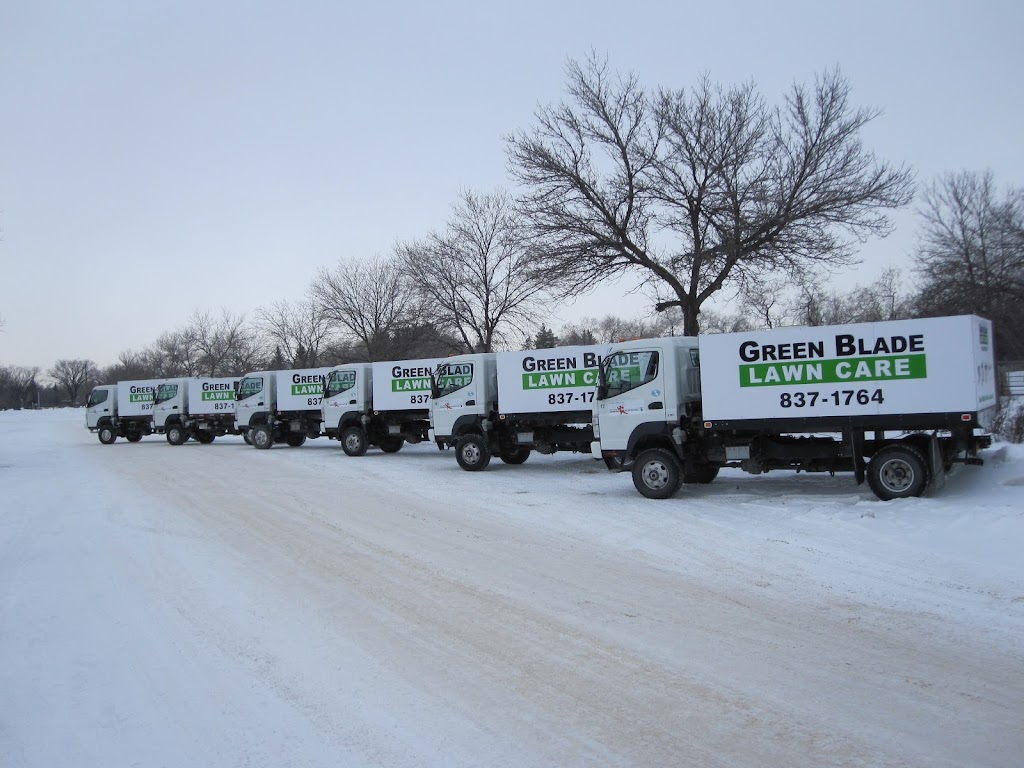Green Blade Lawn Care | Box 70048 Kenaston PO, Winnipeg, MB R3P 0X6, Canada | Phone: (204) 837-1764