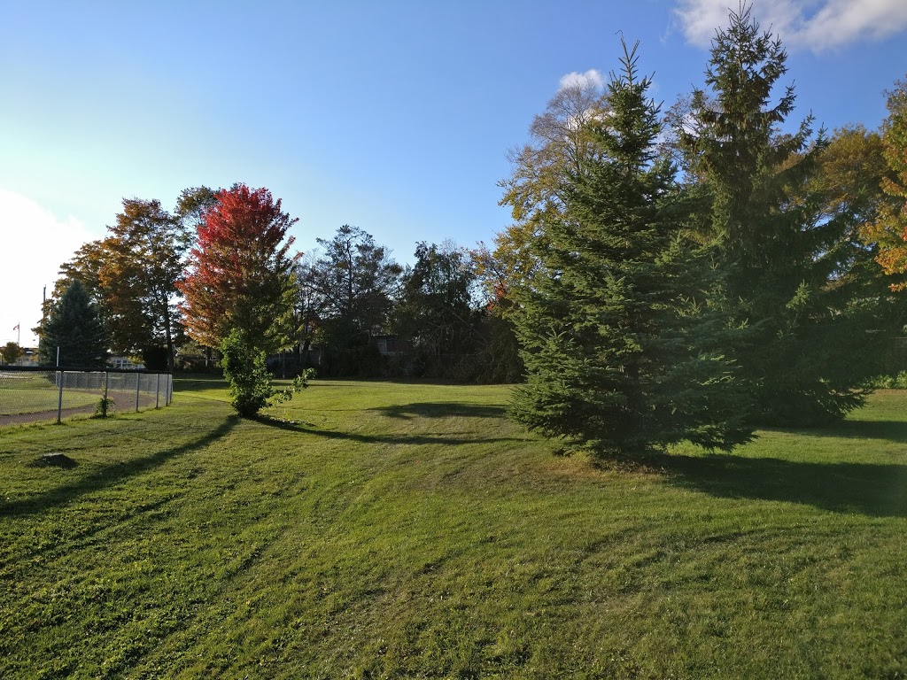 Lake Vista Park | 450 Emerald Ave, Oshawa, ON L1J 1K4, Canada | Phone: (905) 436-3311