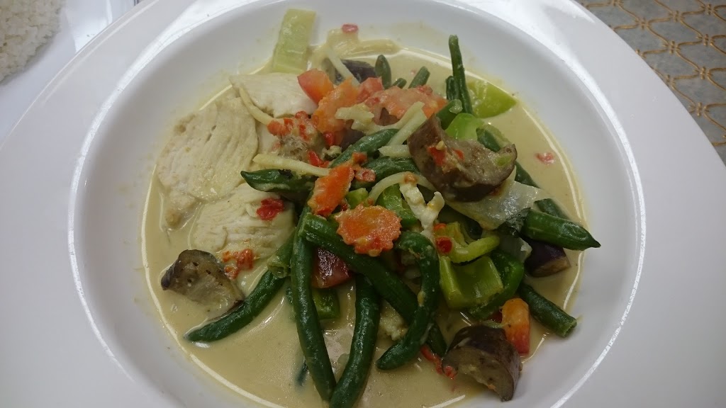 Thai Villa Cuisine | 666 Woolwich St, Guelph, ON N1H 7G5, Canada | Phone: (519) 822-5346