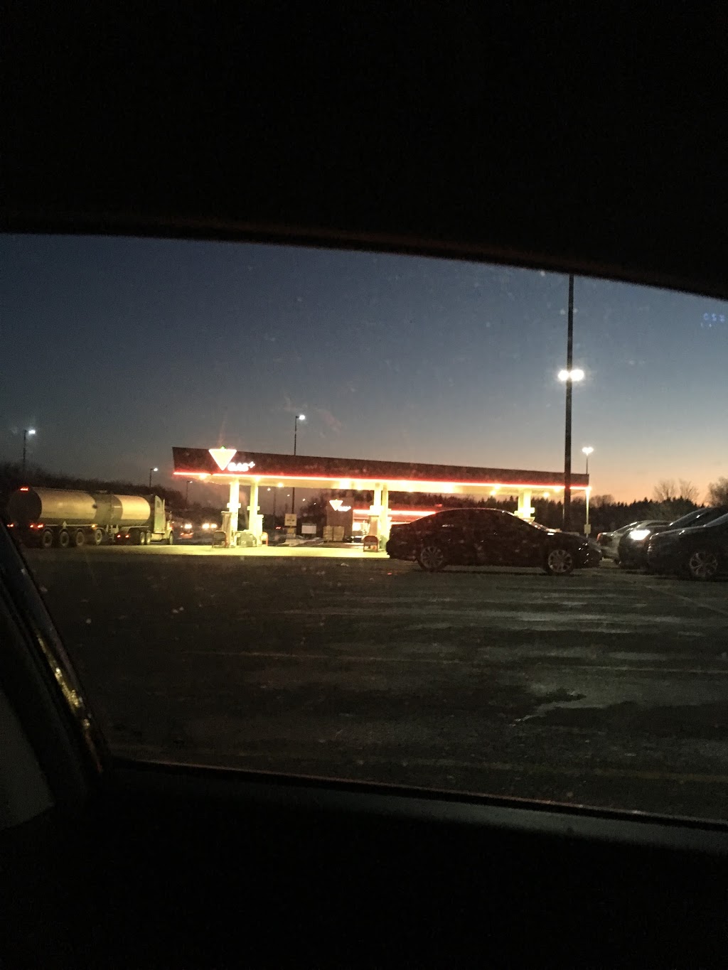 Canadian Tire Gas+ | 678 ON-401, Mallorytown, ON K0E 1R0, Canada | Phone: (613) 923-5778