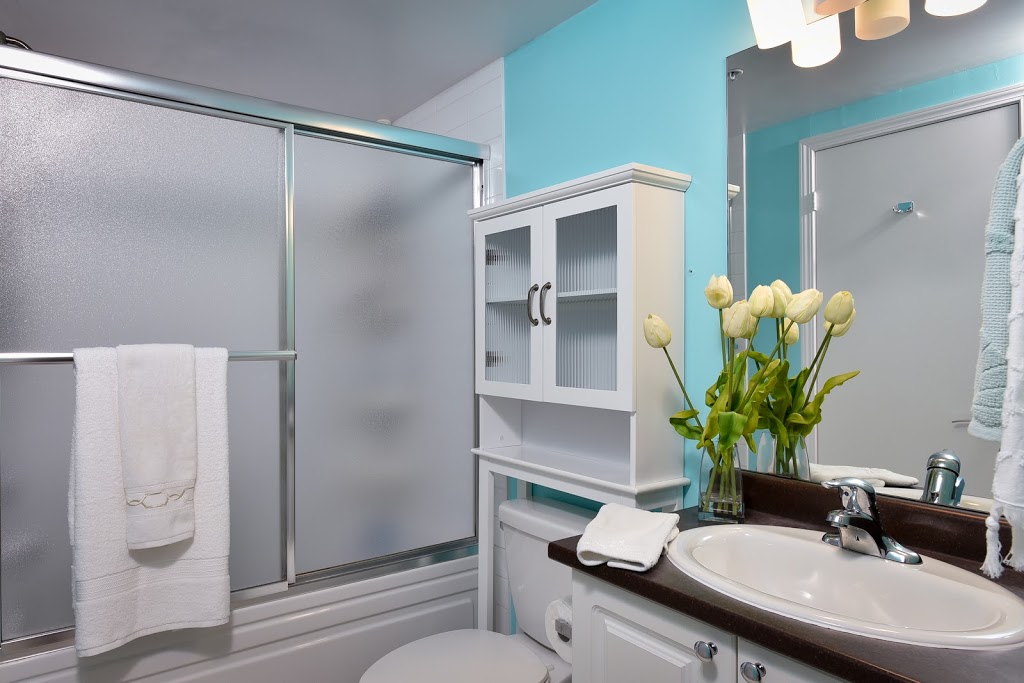 Alejandro Baez, Remax Ultimate Realty | 1192 St Clair Ave W, Toronto, ON M6E 1B4, Canada | Phone: (416) 909-5748
