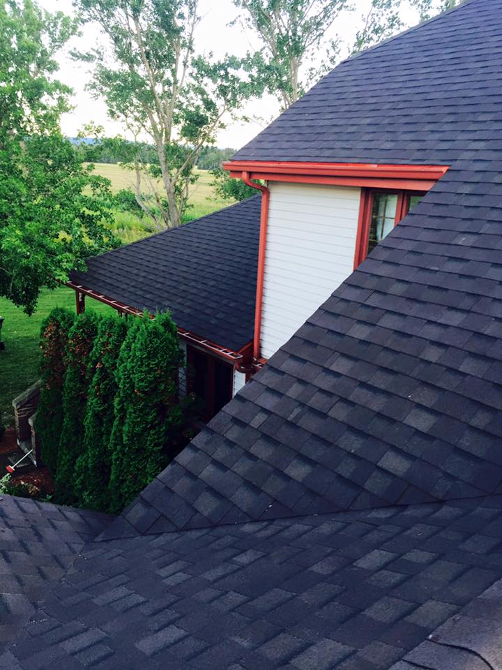 Toiture Innovatoit | 716 Chemin Saint François O, Saint-François-de-la-Rivière-du-Sud, QC G0R 3A0, Canada | Phone: (418) 554-4352