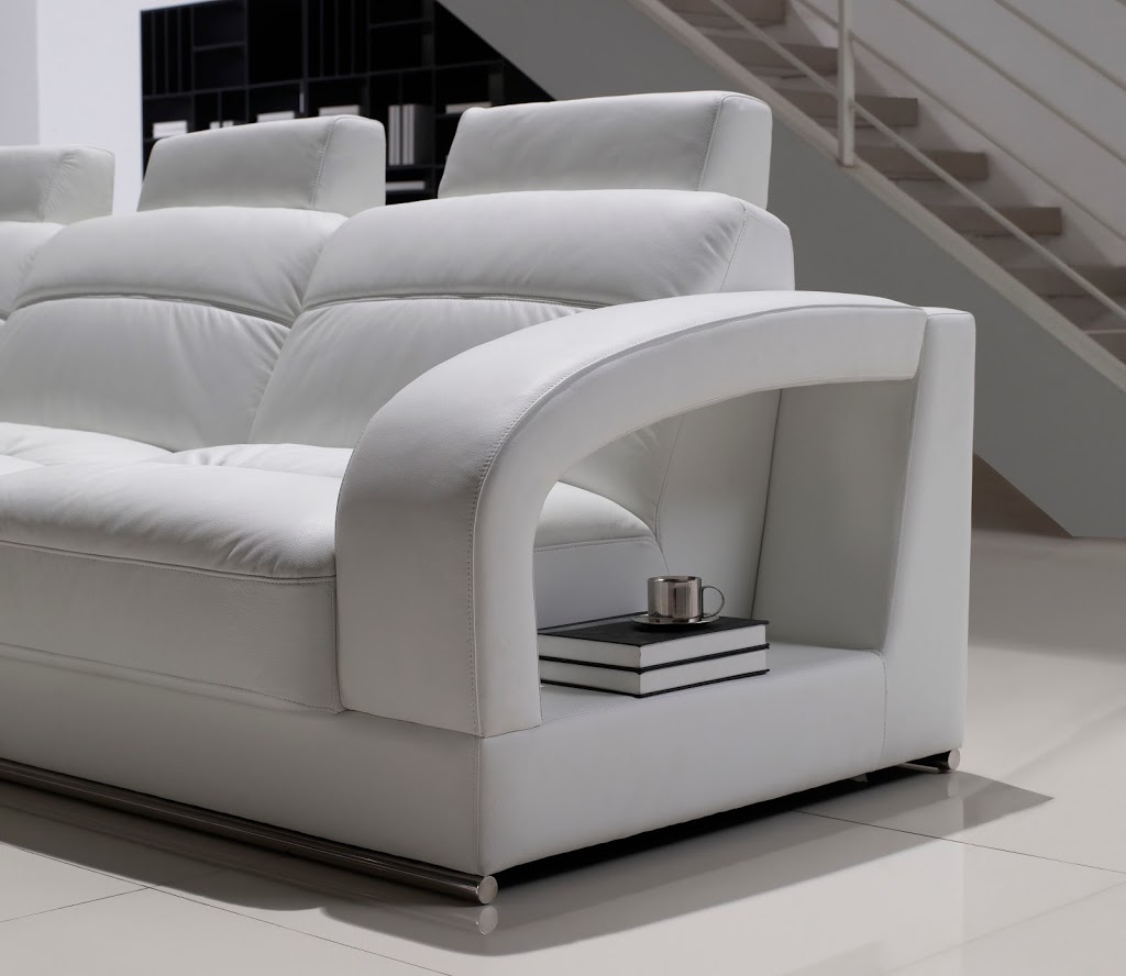 Herchi Furniture | 42 Caplan Ave D, Barrie, ON L4N 0M5, Canada | Phone: (705) 737-1888