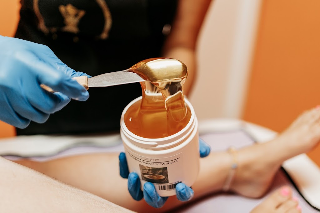 Tropix Gal Wax Studio - Huntclub | 224 Hunt Club Rd #5, Ottawa, ON K1V 1C1, Canada | Phone: (613) 400-2138