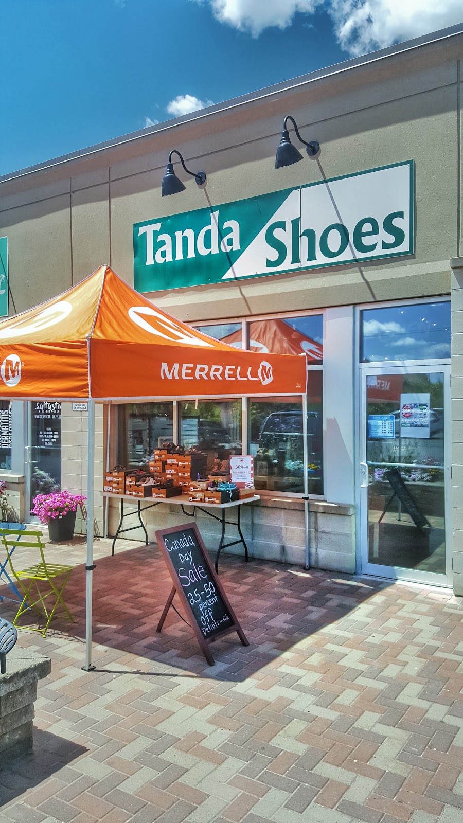 Tanda Shoes | 2727 County Rd 43, Kemptville, ON K0G 1J0, Canada | Phone: (613) 258-6100