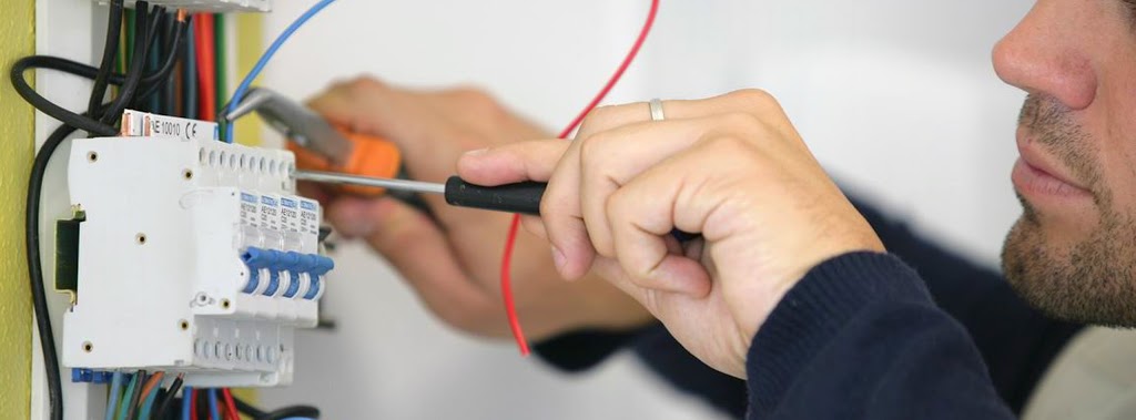 Installations Lorimax Electrique (Les) | 3212 Av Francis-Hughes, Laval, QC H7L 5A7, Canada | Phone: (450) 933-5596