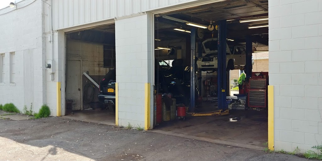 Hewitt International Auto Inc | 690 Englewood Ave, Buffalo, NY 14223, USA | Phone: (716) 836-9263