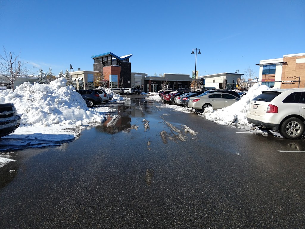 Aspen Landing Shopping Centre | 17 17th St, Calgary, AB T3H 0N5, Canada | Phone: (403) 716-3162