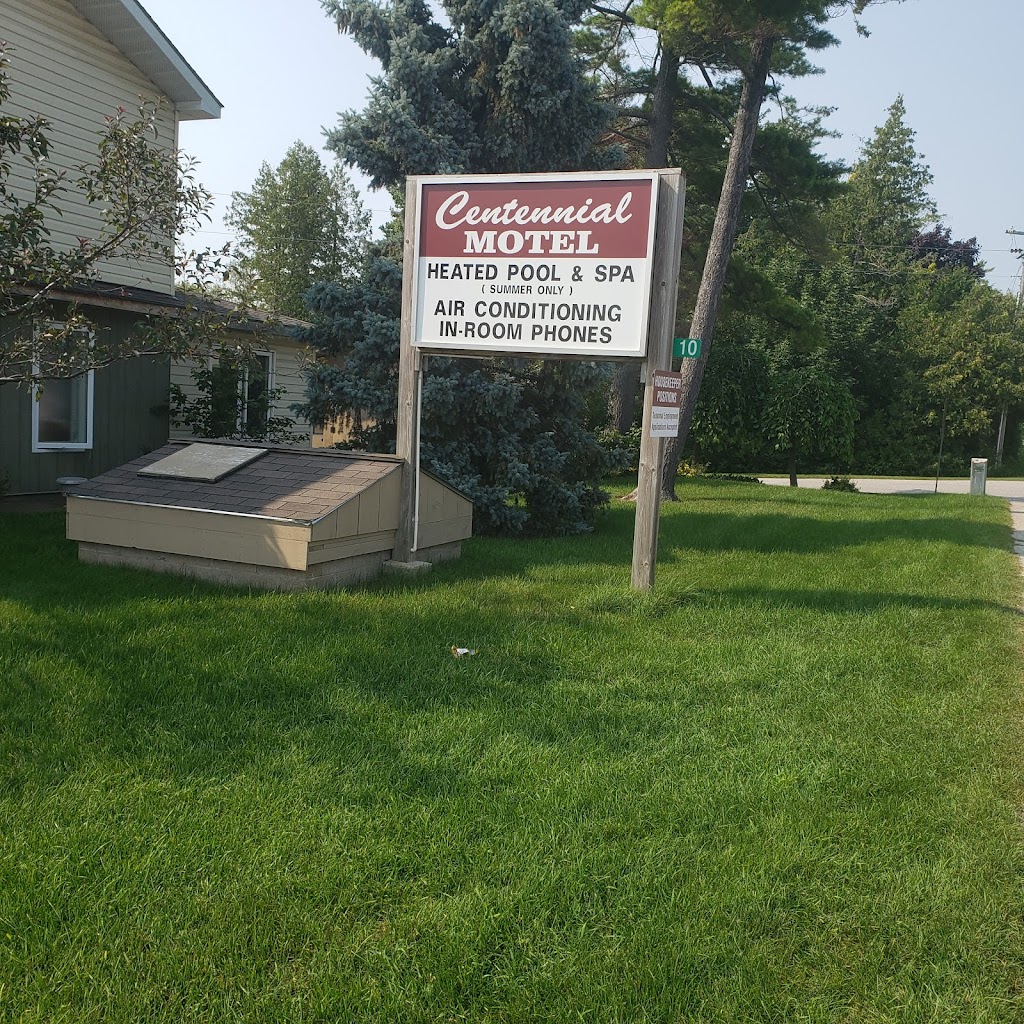 Centennial Motel | 10 Sauble Falls Pkwy, Sauble Beach, ON N0H 2G0, Canada | Phone: (519) 422-1531