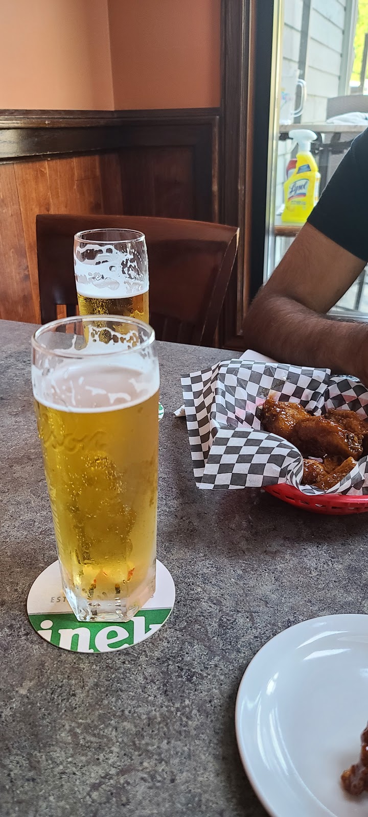 Green Timbers Pub | 9167 148 St, Surrey, BC V3R 3W7, Canada | Phone: (604) 588-6587