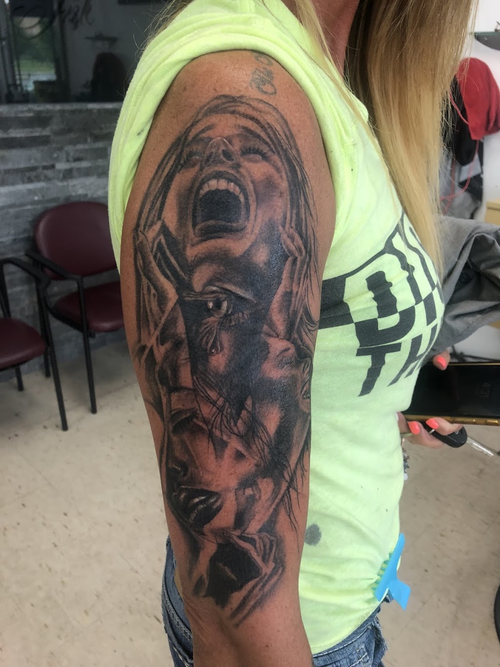 Fades Ink Barber And Tattoo Studio | 2544-2584 Countryside Dr, Brampton, ON L6R 0A4, Canada | Phone: (905) 793-3100