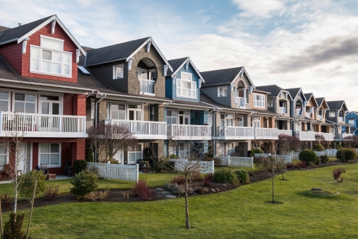 Anna Small | 516 Bryne Dr i, Barrie, ON L4N 9P6, Canada | Phone: (705) 790-9898