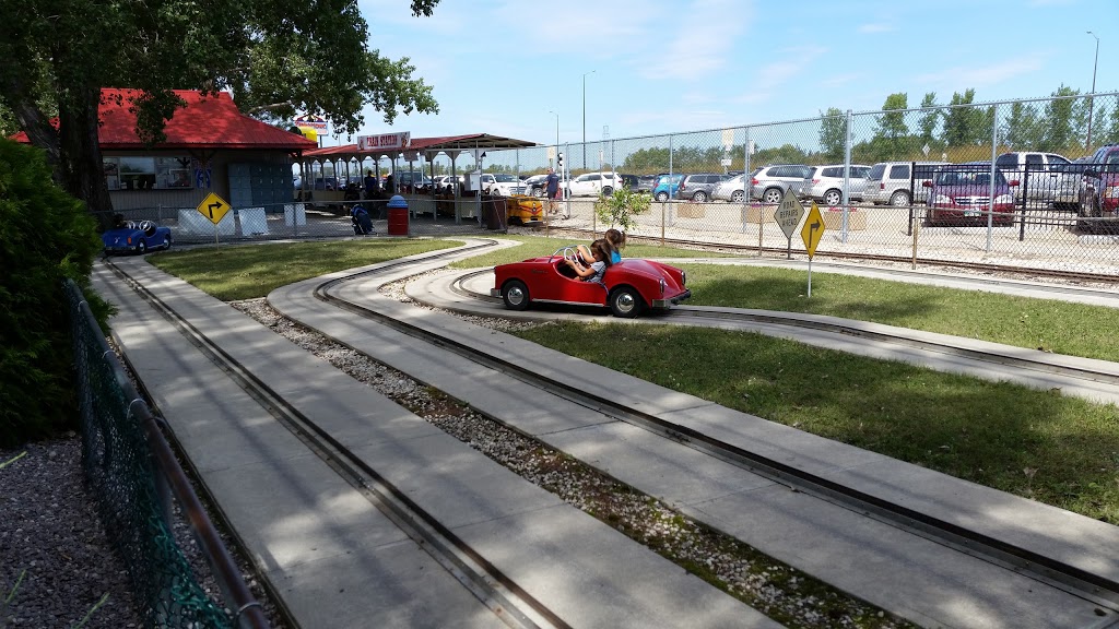 Tinkertown Amusements | 621 Murdock Rd, Winnipeg, MB R2C 2Z3, Canada | Phone: (204) 257-8095