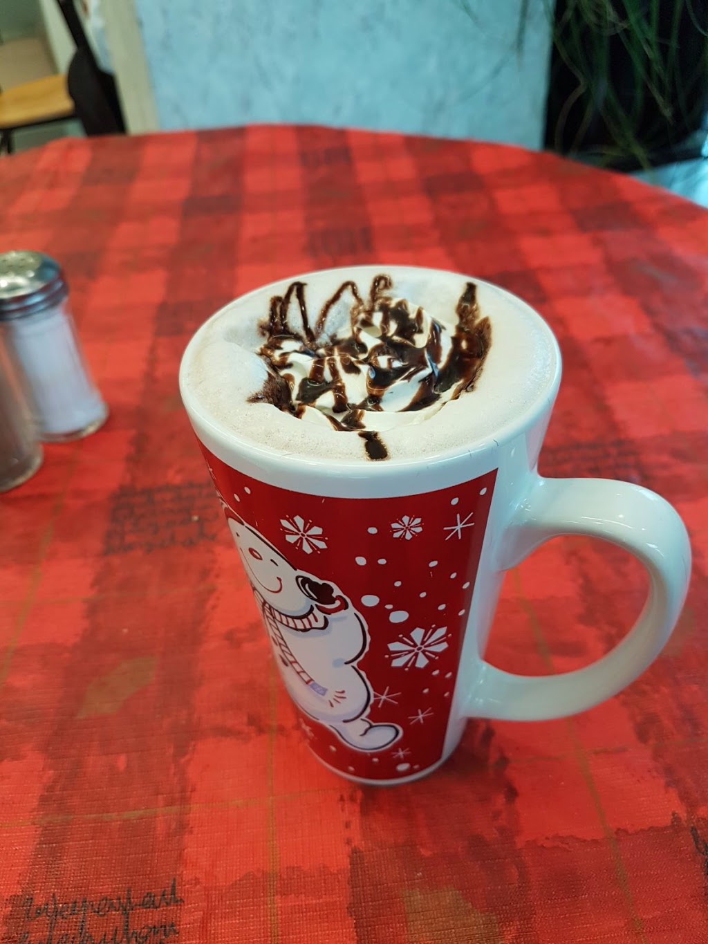 The London Cafe | 12251 Horseshoe Way, Richmond, BC V7A 4X5, Canada | Phone: (604) 448-4022
